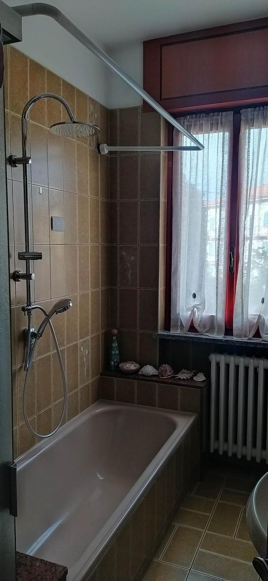 Apartment Happy Host By Yv *